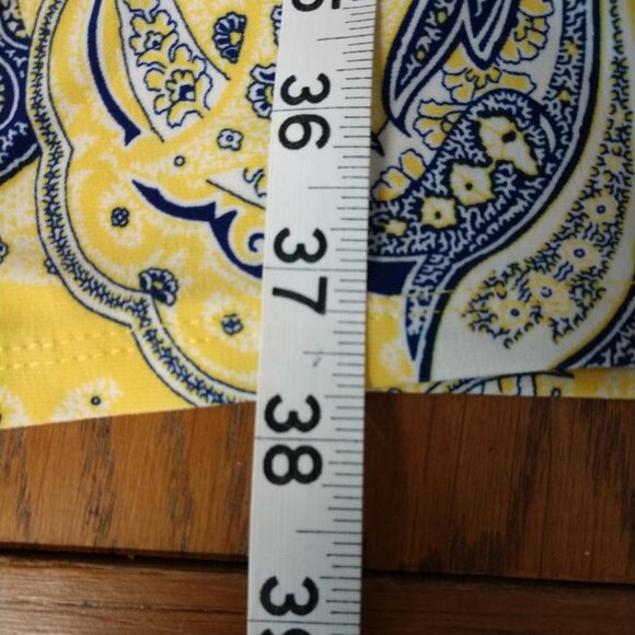 Ralph Lauren Wrap Dress, Size 6, Yellow and Blue Paisley, Plunging Neckline - Picture 10 of 10